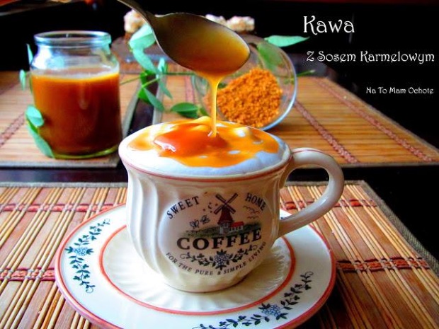 Caramel Cappuccino – Kawa z Sosem Toffi i Orzeszkami